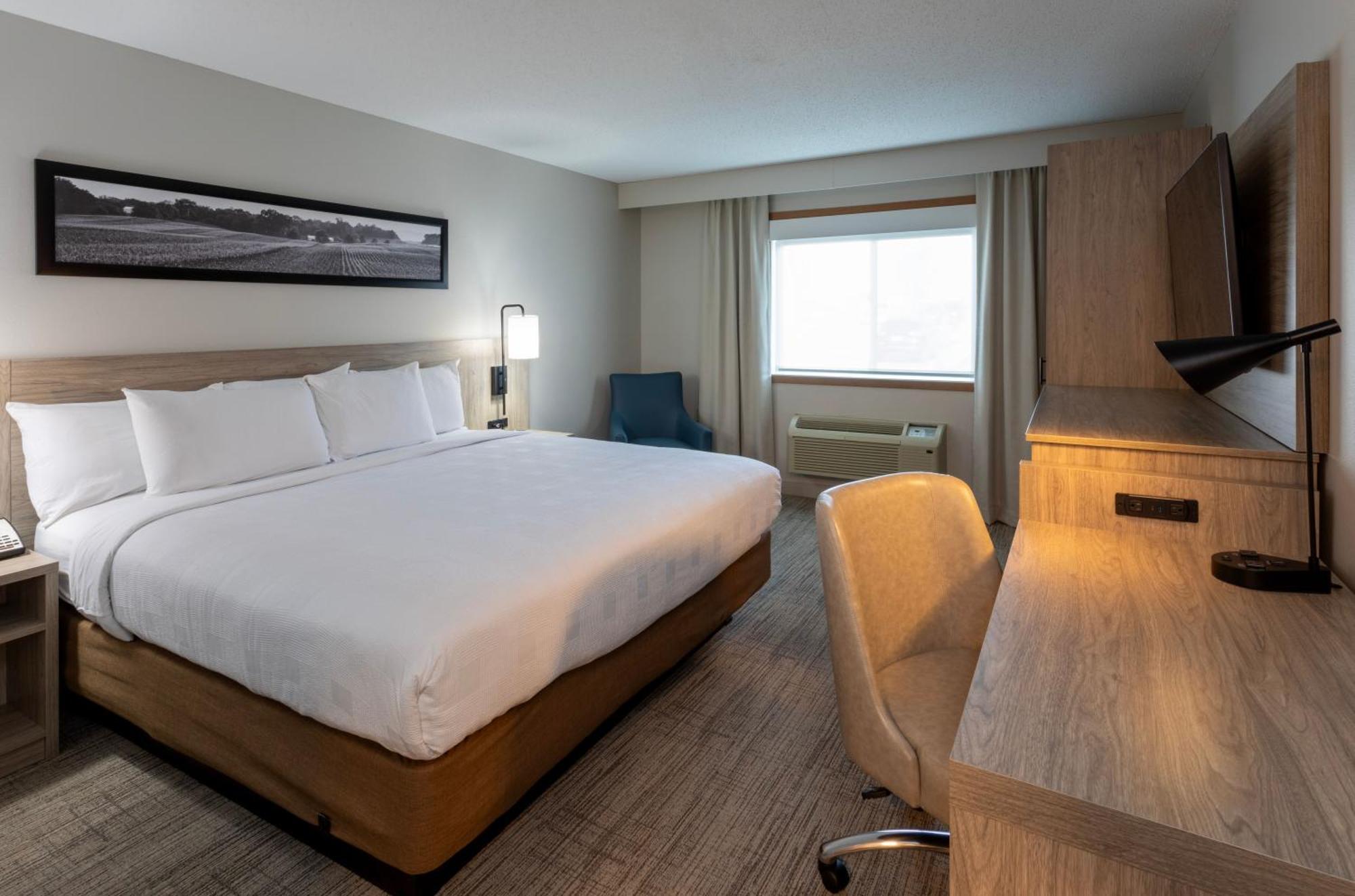 Grandstay Hotel & Suites Cambridge Esterno foto
