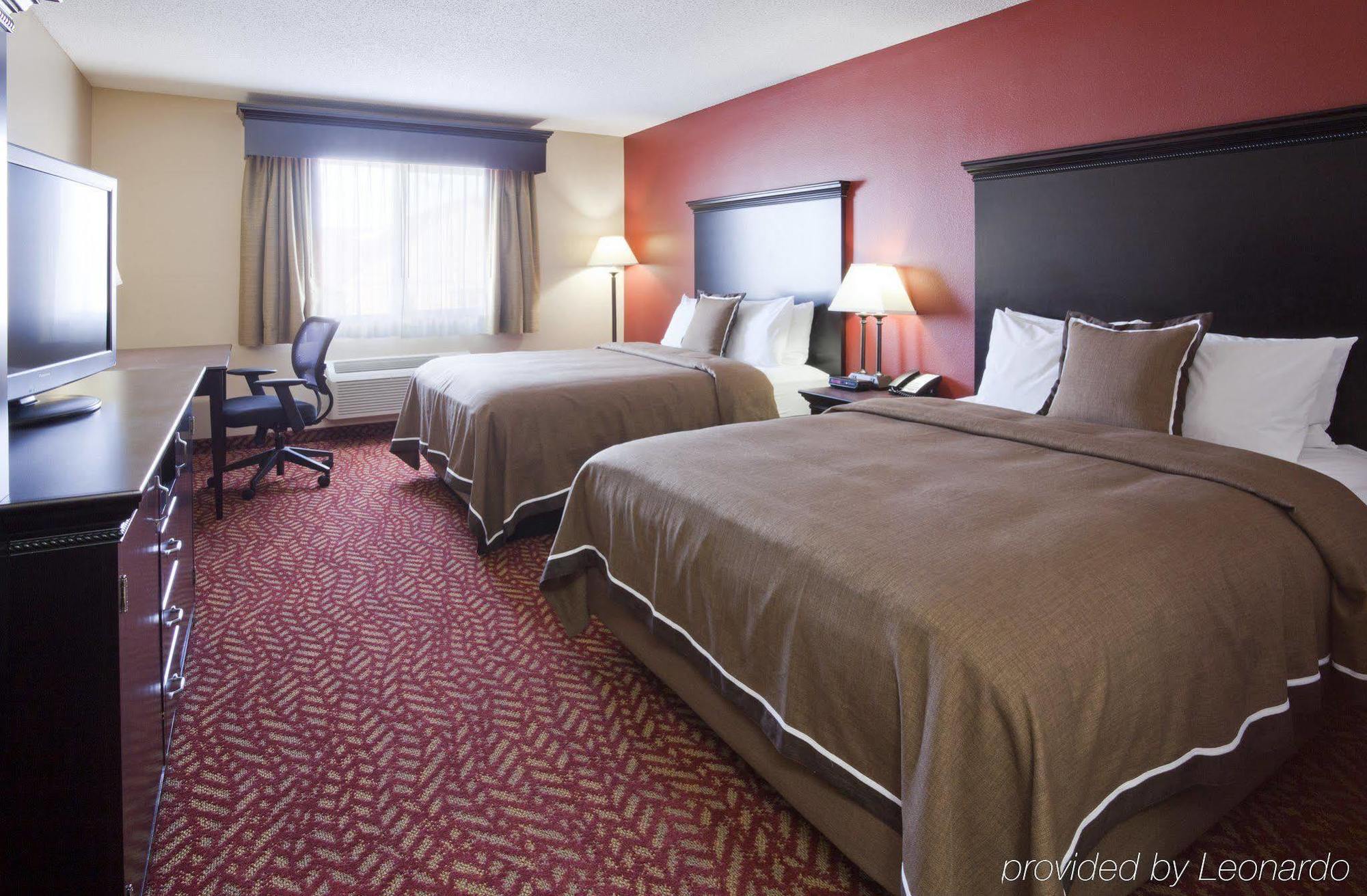 Grandstay Hotel & Suites Cambridge Esterno foto