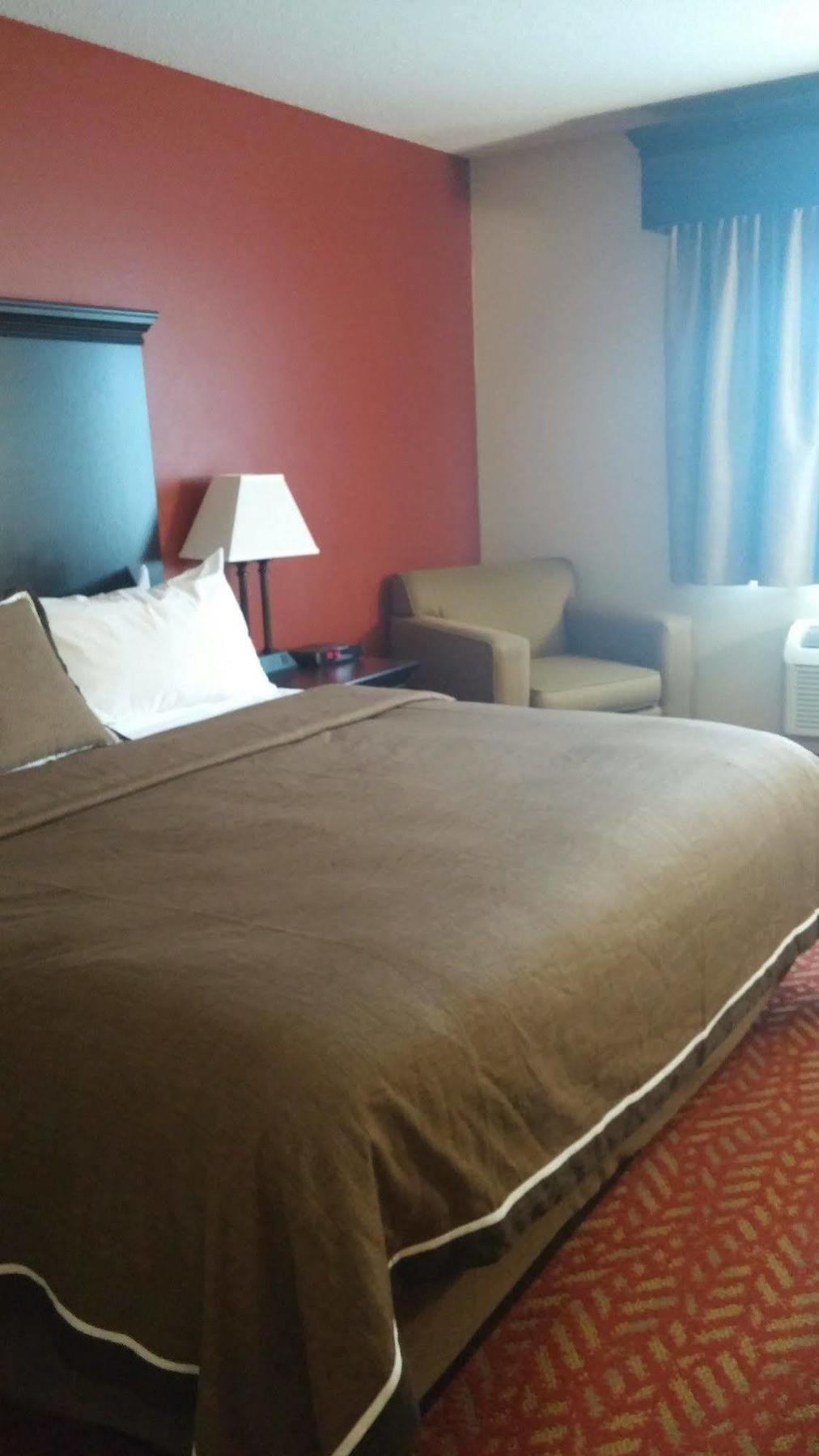 Grandstay Hotel & Suites Cambridge Esterno foto